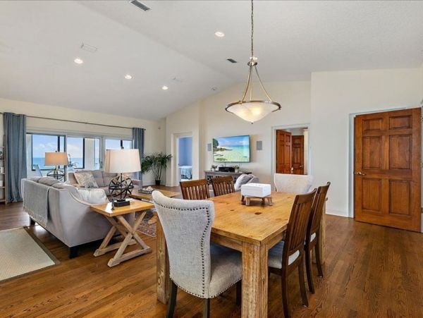 Luxury Oceanfront Vacation Rental in Ponte Vedra Beach 4-Bedroom Family Beach House Near St. Augustine