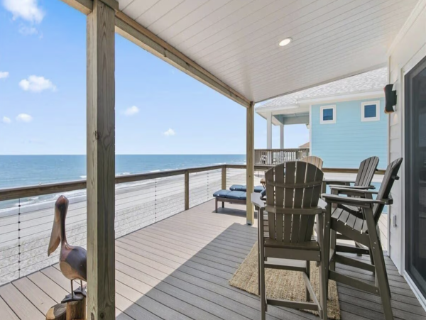 Beachfront Lovely Five Bedroom St. Augustine Pool Home