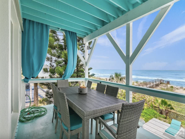 Beachfront Lovely Five Bedroom St. Augustine Pool Home