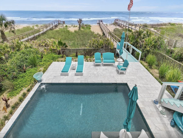 Beachfront Lovely Five Bedroom St. Augustine Pool Home