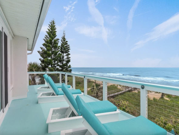 Beachfront Lovely Five Bedroom St. Augustine Pool Home