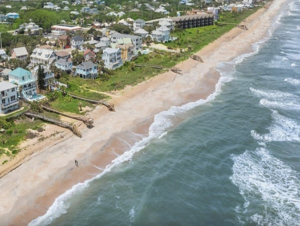 Beachfront Lovely Five Bedroom St. Augustine Pool Home