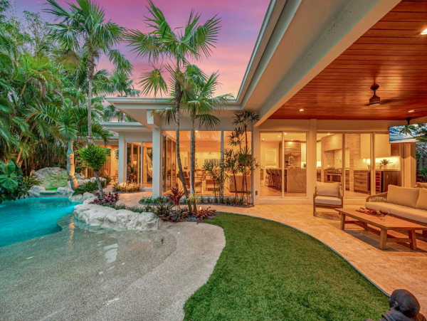 Waterfront Retreat in Fort Lauderdale with Heated Pool and Hot Tub