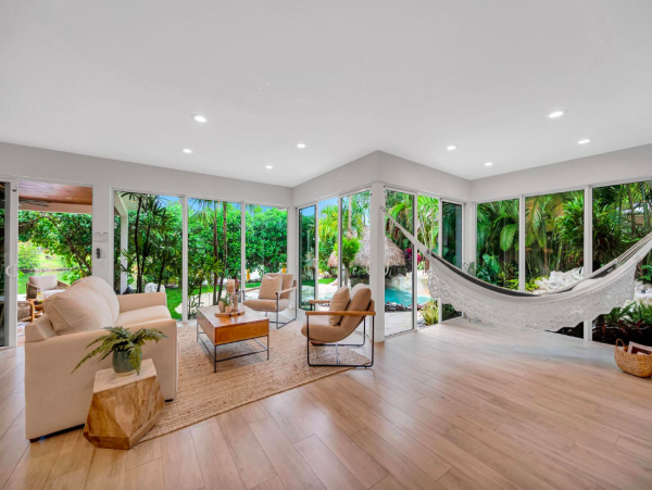 Waterfront Retreat in Fort Lauderdale with Heated Pool and Hot Tub