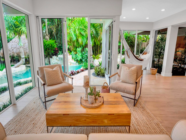 Waterfront Retreat in Fort Lauderdale with Heated Pool and Hot Tub