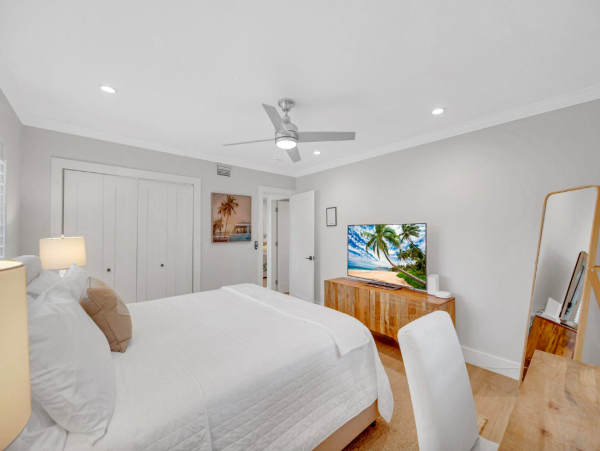 Waterfront Retreat in Fort Lauderdale with Heated Pool and Hot Tub