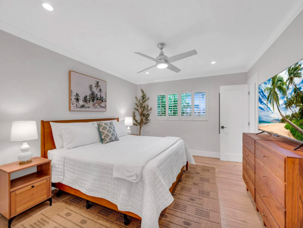 Waterfront Retreat in Fort Lauderdale with Heated Pool and Hot Tub