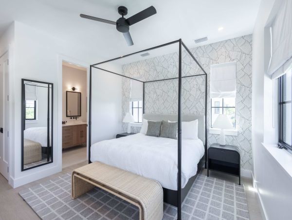 Key West Luxury Vacation Rentals - Waterfront Homes with Marina Access