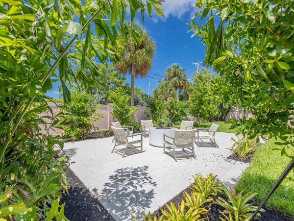 Key West Luxury Vacation Rentals - Waterfront Homes with Marina Access
