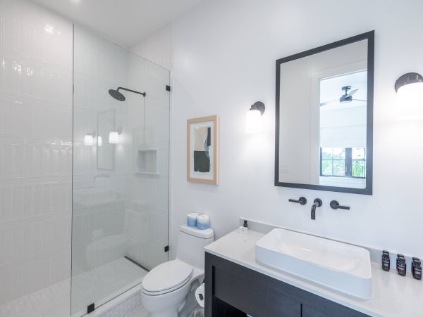 Key West Luxury Vacation Rentals - Waterfront Homes with Marina Access