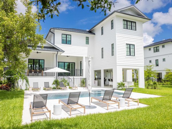 Key West Luxury Vacation Rentals - Waterfront Homes with Marina Access