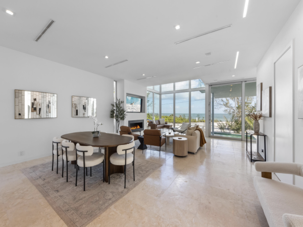 North Anna Maria Three Bedroom Luxurious Geatway Bay Beachfront