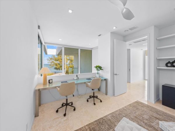 North Anna Maria Three Bedroom Luxurious Geatway Bay Beachfront