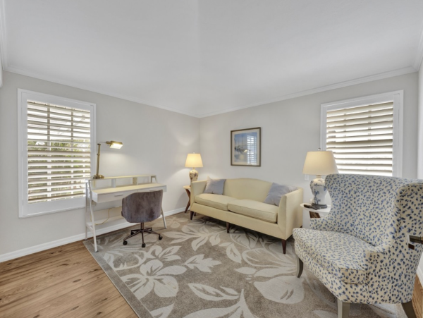 Old Naples Luxury Vacation Rental | Family Beach Retreat with Guest House