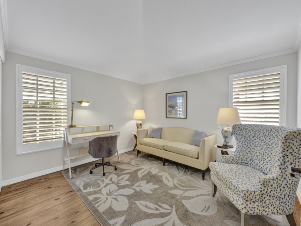 Old Naples Luxury Vacation Rental | Family Beach Retreat with Guest House