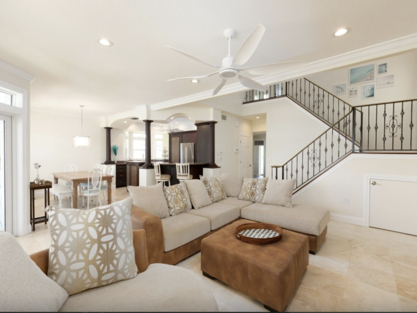 Intracoastal Waterfront Vacation Rental with Pool & Spa Treasure Island Luxury Home