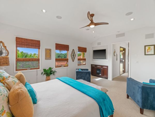 Luxury Three-Bedroom Home with Private Pool, Gourmet Kitchen, & Resort Amenities