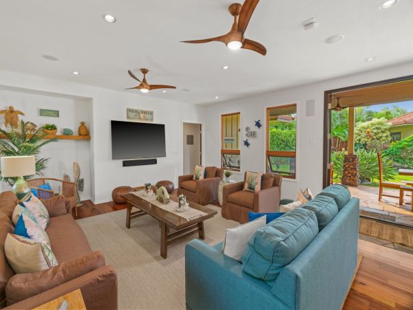 Luxury Three-Bedroom Home with Private Pool, Gourmet Kitchen, & Resort Amenities