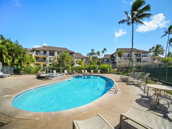 Luxury Three-Bedroom Home with Private Pool, Gourmet Kitchen, & Resort Amenities