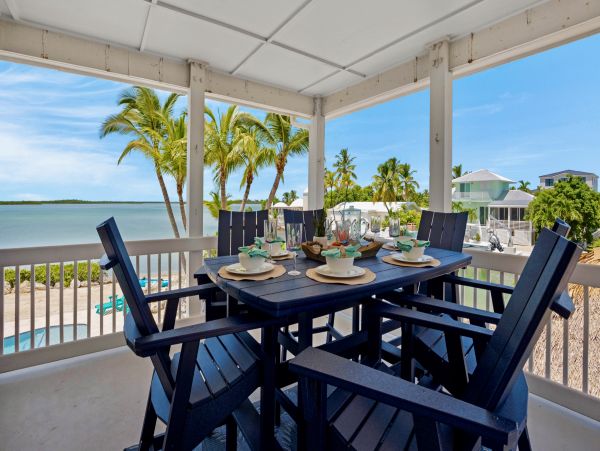 Big Coppitt Key Waterfront Home With Private Pool