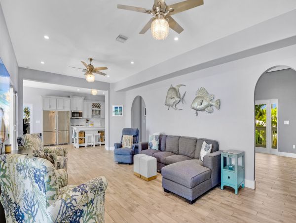 Big Coppitt Key Waterfront Home With Private Pool