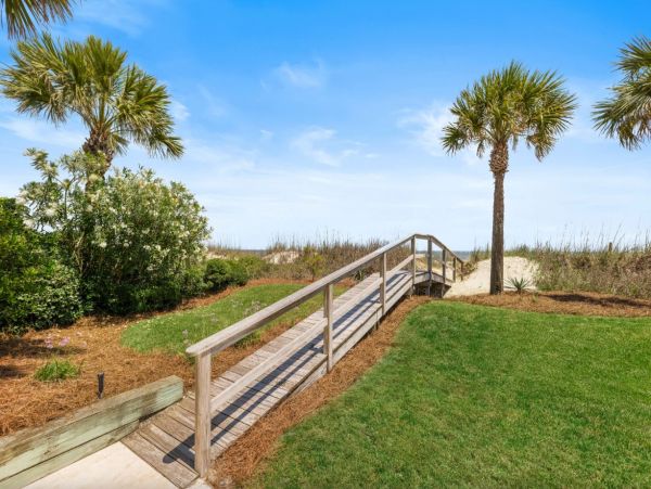 Six Bedroom Oceanfront Vacation Rental - Luxury Hilton Head Island Estate