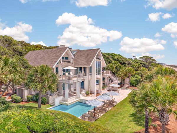 Six Bedroom Oceanfront Vacation Rental - Luxury Hilton Head Island Estate