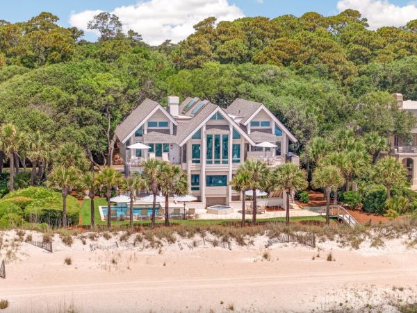 Six Bedroom Oceanfront Vacation Rental - Luxury Hilton Head Island Estate