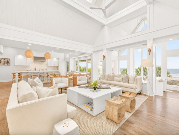 Six Bedroom Oceanfront Vacation Rental - Luxury Hilton Head Island Estate