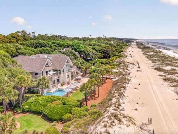 Six Bedroom Oceanfront Vacation Rental - Luxury Hilton Head Island Estate