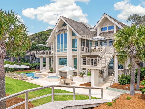 Six Bedroom Oceanfront Vacation Rental - Luxury Hilton Head Island Estate
