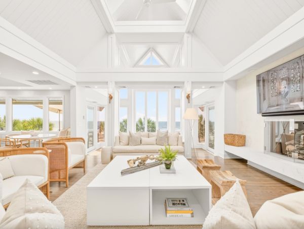 Six Bedroom Oceanfront Vacation Rental - Luxury Hilton Head Island Estate