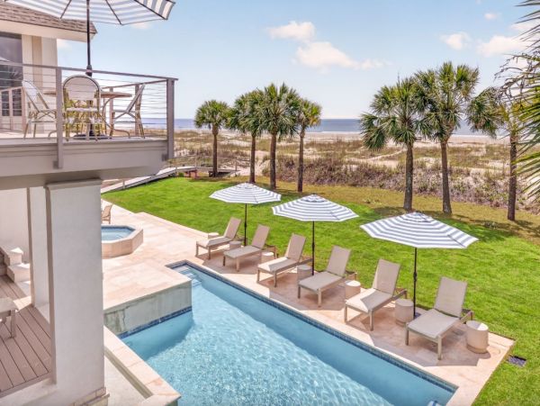 Six Bedroom Oceanfront Vacation Rental - Luxury Hilton Head Island Estate