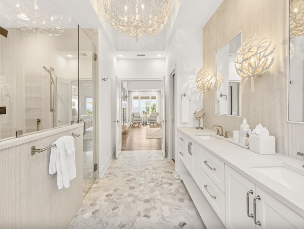 Six Bedroom Oceanfront Vacation Rental - Luxury Hilton Head Island Estate