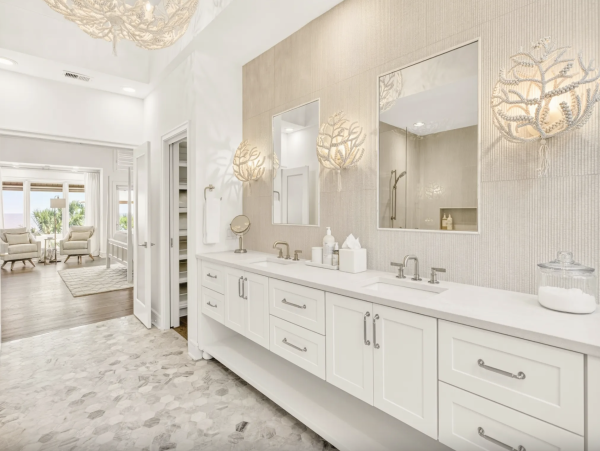 Six Bedroom Oceanfront Vacation Rental - Luxury Hilton Head Island Estate