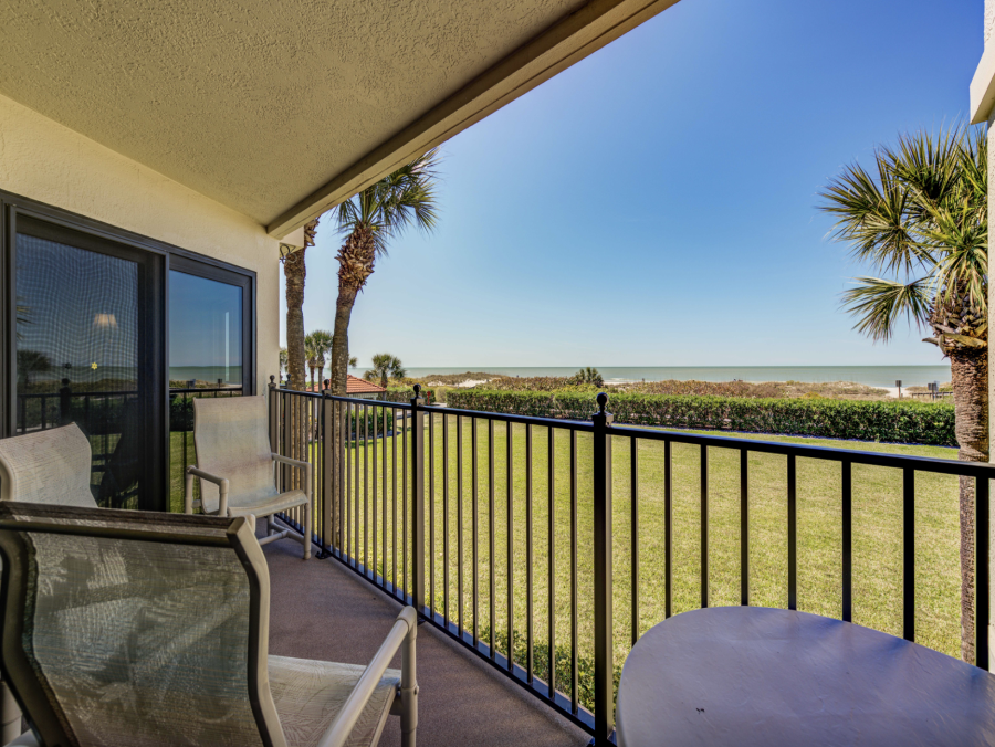 St Petersburg Beachfront Condo Rental Gulf Front Vacation Rental with Balcony