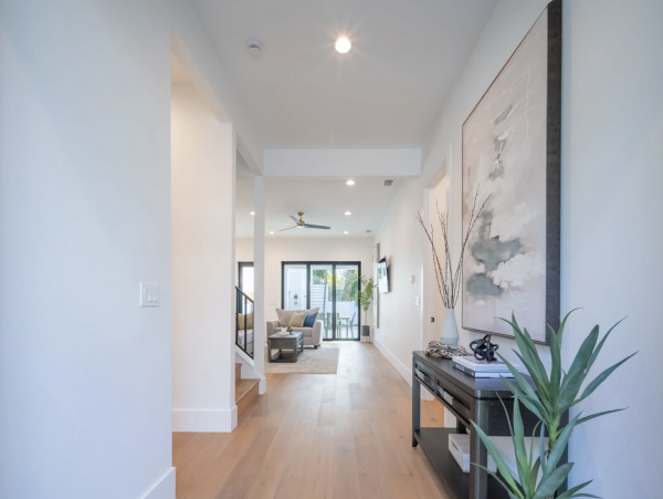 Luxury Sarasota Vacation Home with Pool & Guest House