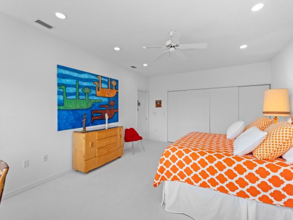 Longboat Key Elegant Waterfront Retreat with Private Dock & Pool