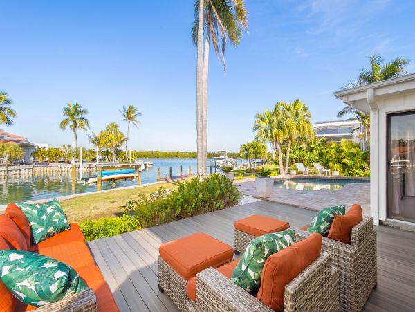 Longboat Key Elegant Waterfront Retreat with Private Dock & Pool
