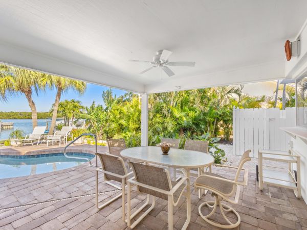 Longboat Key Elegant Waterfront Retreat with Private Dock & Pool
