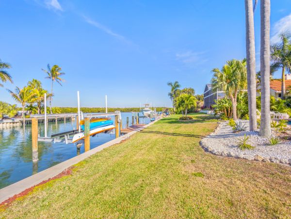 Longboat Key Elegant Waterfront Retreat with Private Dock & Pool