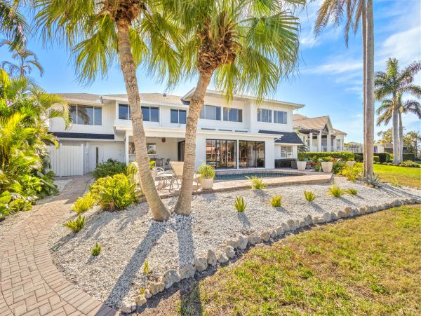 Longboat Key Elegant Waterfront Retreat with Private Dock & Pool