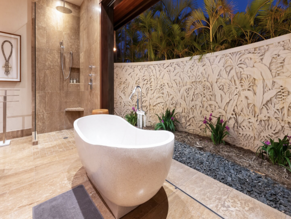 Pure Luxury One level Estate Home