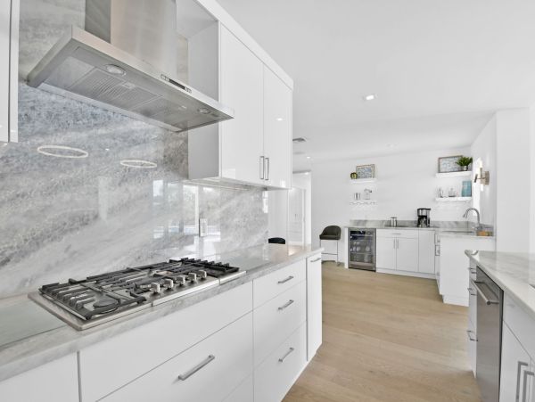 Delray Beach Beautiful Five Bedroom Vacation Home with Pool 5 Bedroom