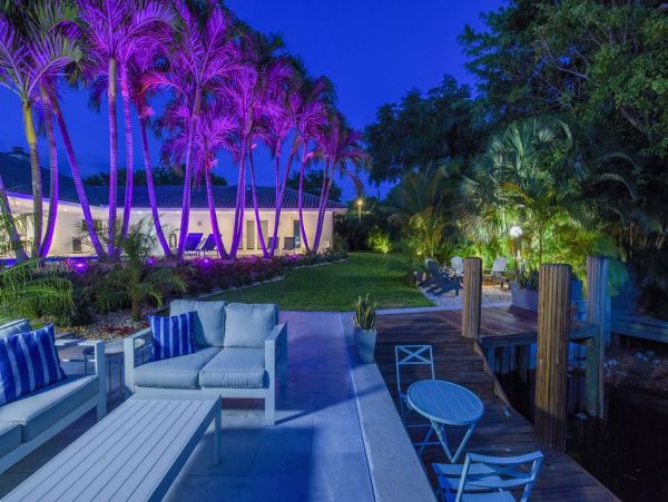 Boca Raton Lakeside Five Bedroom Upscale Vacation Rental Home
