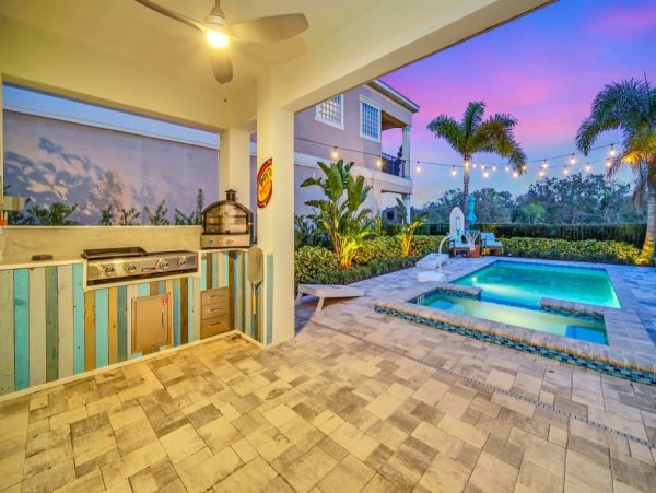 Orlando Exceptional Four Bedroom Vacation Villa