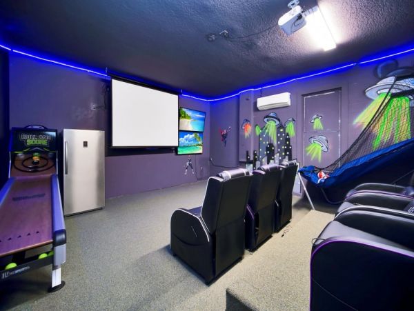 Orlando Exceptional Four Bedroom Vacation Villa