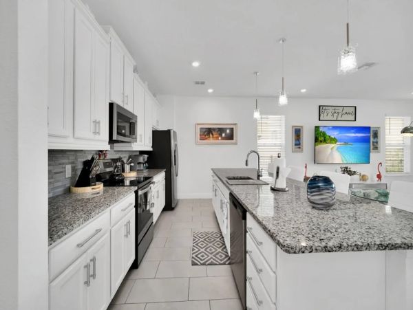 Orlando Exceptional Four Bedroom Vacation Villa