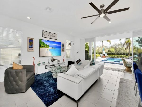 Orlando Exceptional Four Bedroom Vacation Villa