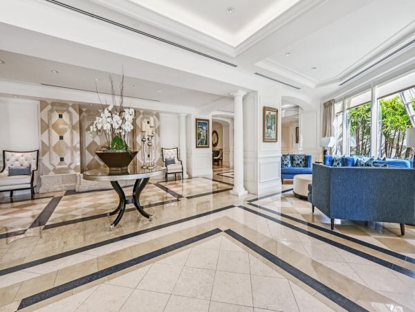Private Beachfront Dining Exclusive Naples Three Bedroom